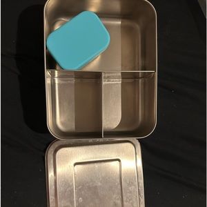 Lunch stainless steal container.